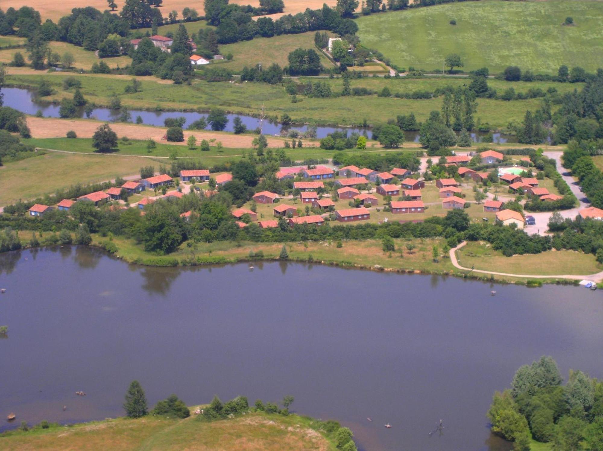 Pescalis Residence Les Maisons Du Lac Moncoutant Εξωτερικό φωτογραφία